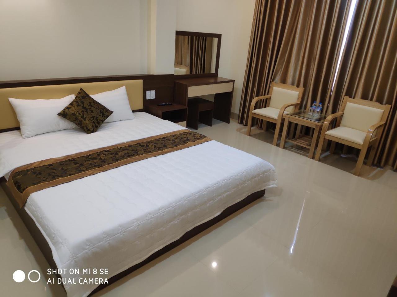 Ngoc Anh Hotel Ha Long Exteriör bild