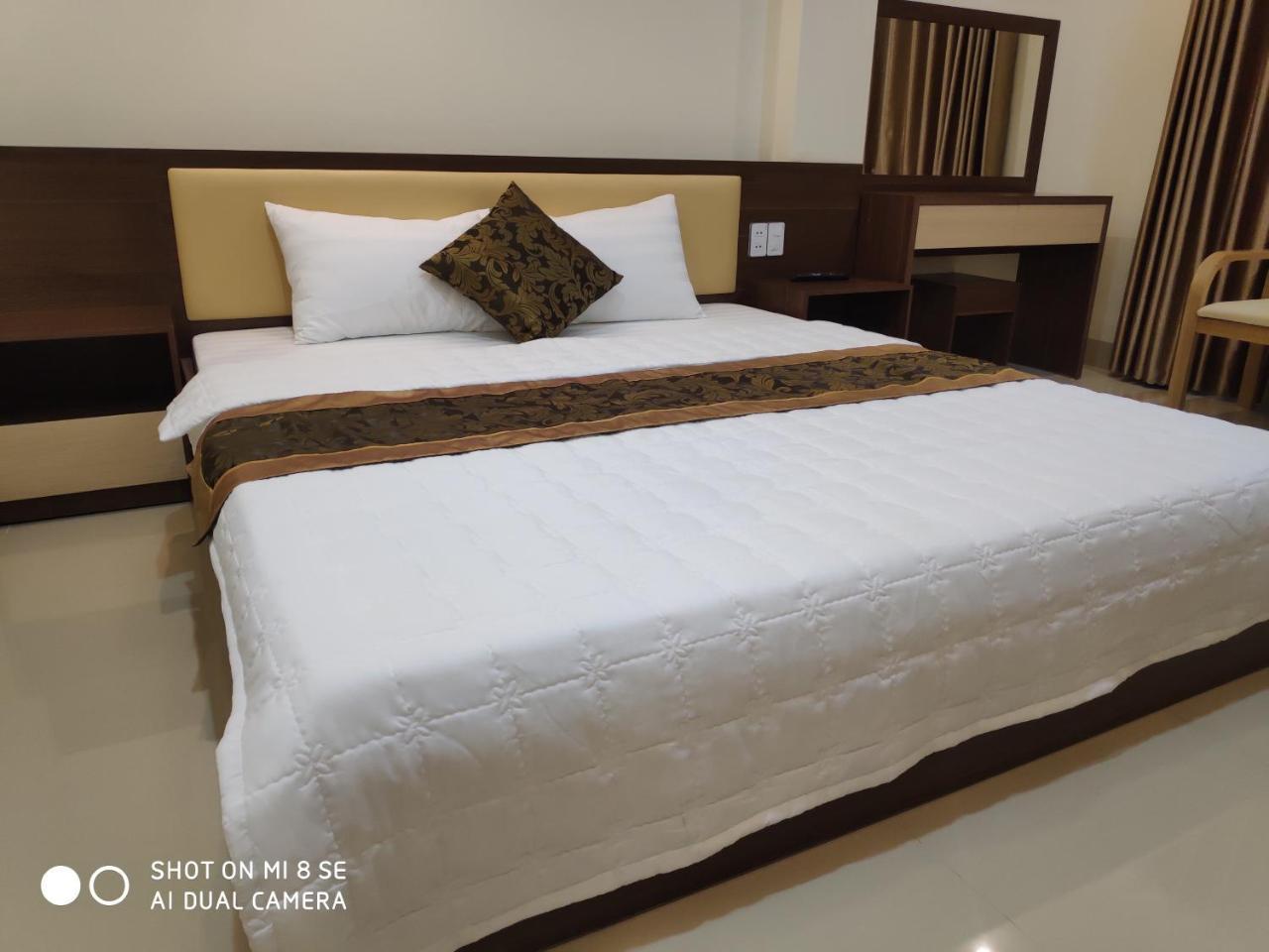 Ngoc Anh Hotel Ha Long Exteriör bild